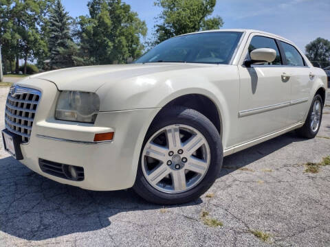 2006 Chrysler 300 for sale at Car Castle in Zion IL