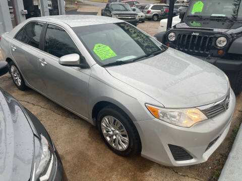 2012 Toyota Camry for sale at Motley's Auto World in Danville VA