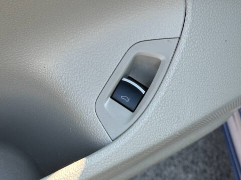 2017 Volkswagen Passat 1.8T R-Line