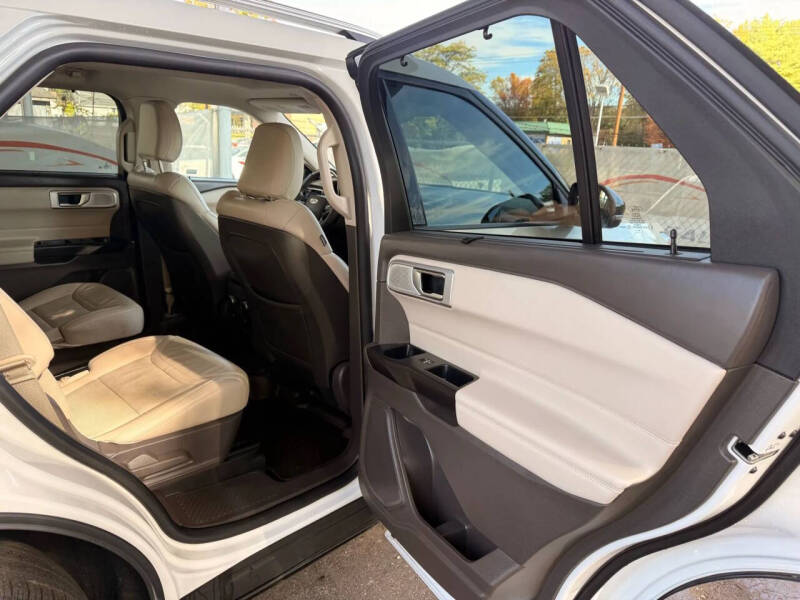 2020 Ford Explorer Platinum