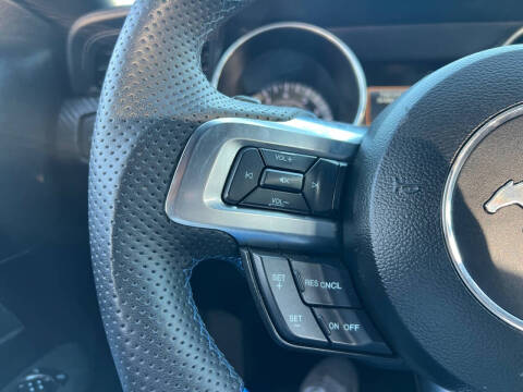 2020 Ford Mustang EcoBoost