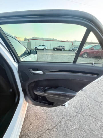 2017 Chrysler 300 S Alloy Edition