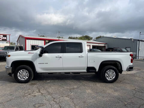 2021 Chevrolet Silverado 2500HD for sale at BENTON MOTORPLEX in Cleburne TX