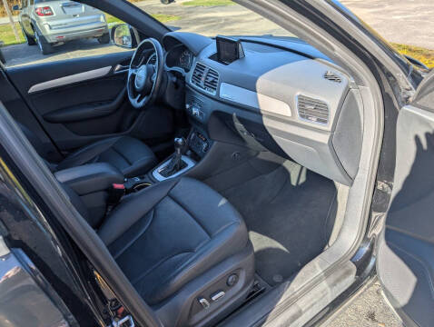 2017 Audi Q3 2.0T quattro Premium