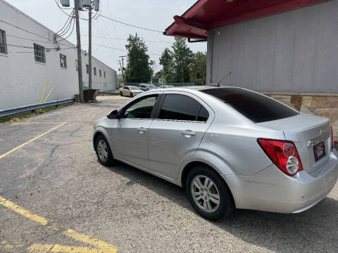 2016 Chevrolet Sonic LT Auto