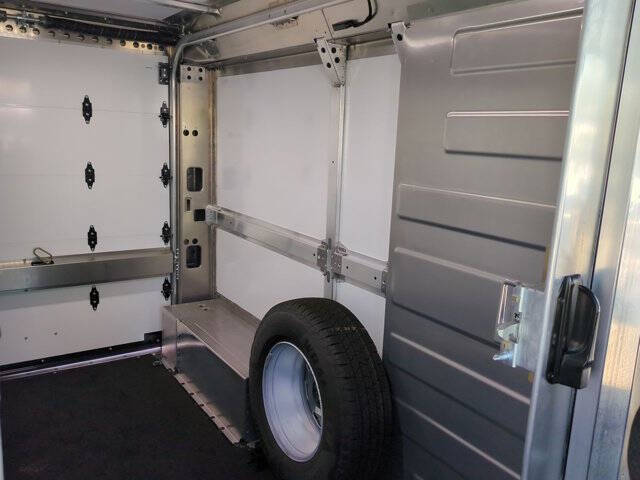 2025 Chevrolet BrightDrop 400