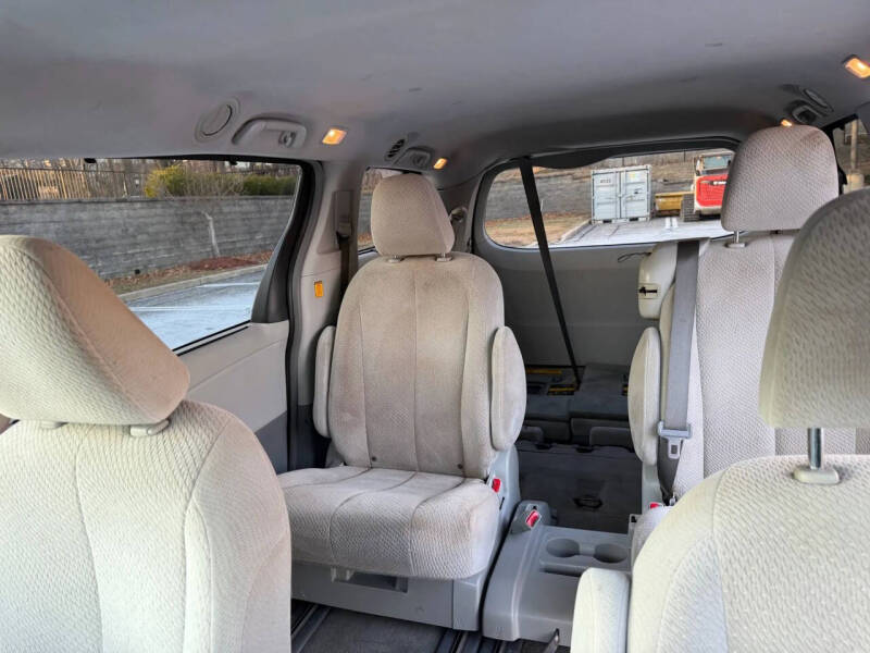2013 Toyota Sienna