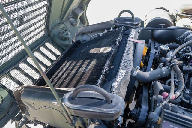 2010 AM General Hummer