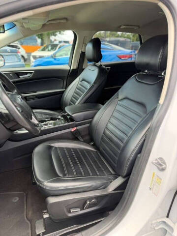 2019 Ford Edge SEL