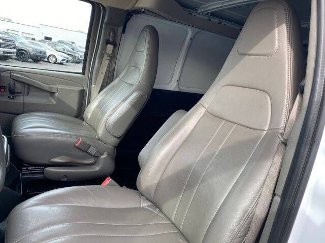 2024 GMC Savana 2500