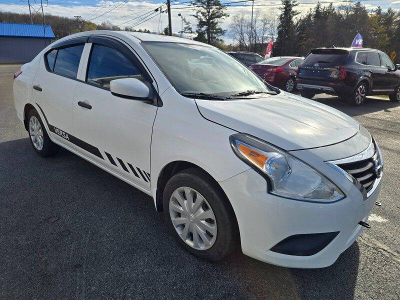 2018 Nissan Versa