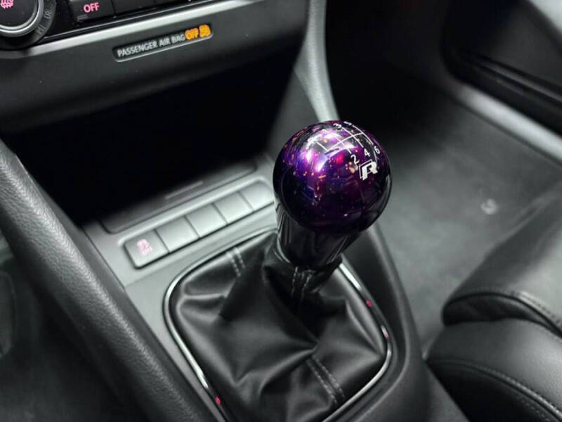 2013 Volkswagen Golf R 4Motion