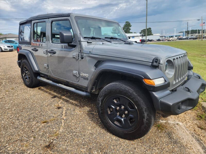 2019 Jeep Wrangler Unlimited Sport photo 4