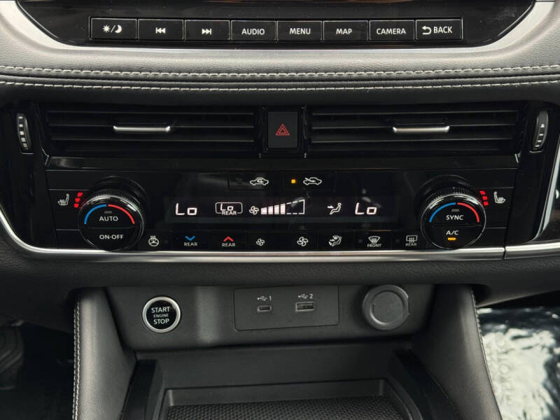 2023 Nissan Rogue SL