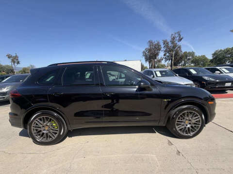 2017 Porsche Cayenne S E-Hybrid