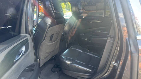 2016 Cadillac Escalade Platinum