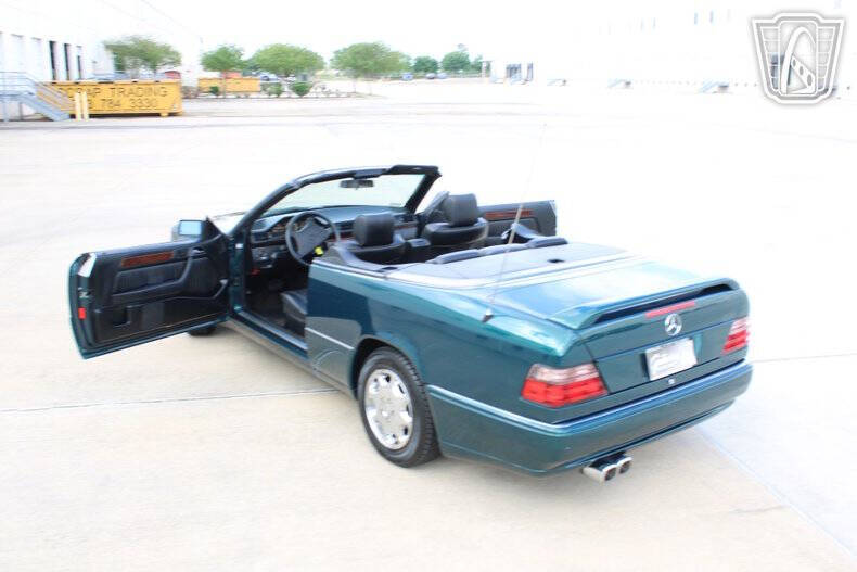 1994 Mercedes-Benz E-Class E 320