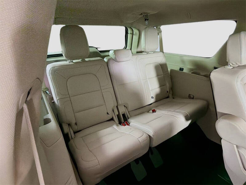 2021 Lincoln Navigator L Reserve