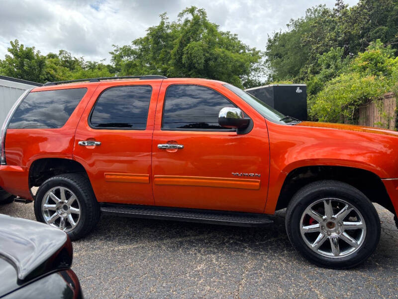 2011 GMC Yukon SLE