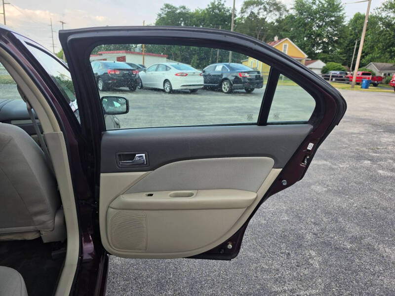 2011 Ford Fusion S
