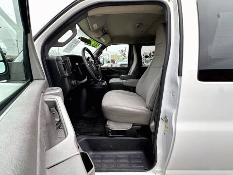 2016 Chevrolet Express LT 3500