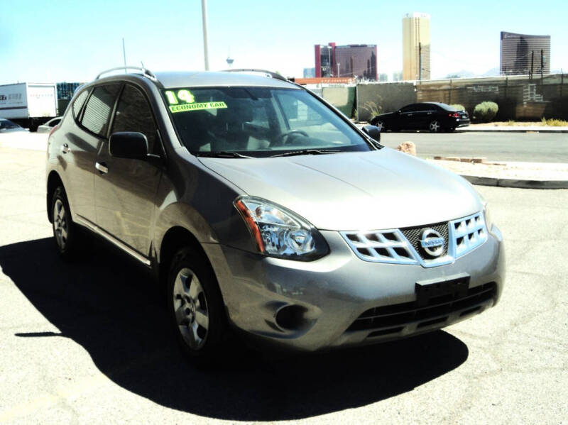 2014 Nissan Rogue Select for sale at DESERT AUTO TRADER in Las Vegas NV