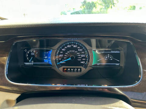 2019 Ford Taurus Limited