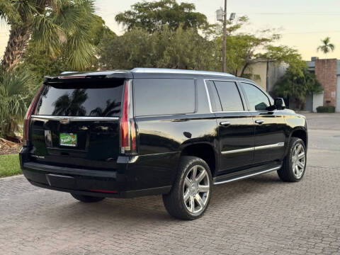 2017 Cadillac Escalade ESV Luxury