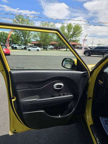 2014 Kia Soul +