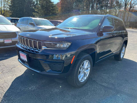 2024 Jeep Grand Cherokee for sale at Louisburg Garage, Inc. in Cuba City WI