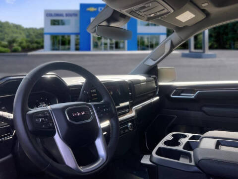 2025 GMC Sierra 1500 Elevation Standard
