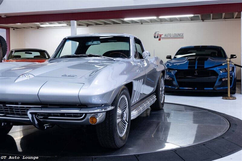 1966 Chevrolet Corvette 14