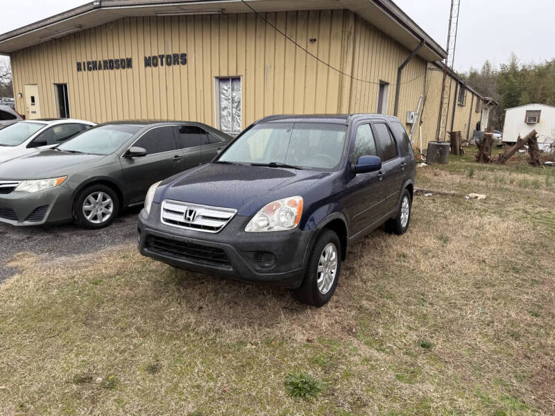 2005 Honda CR-V for sale at RICHARDSON MOTORS in Anderson SC