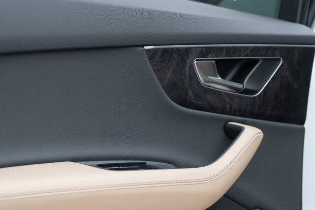 2025 Audi Q7 quattro Premium Plus 45 TFSI