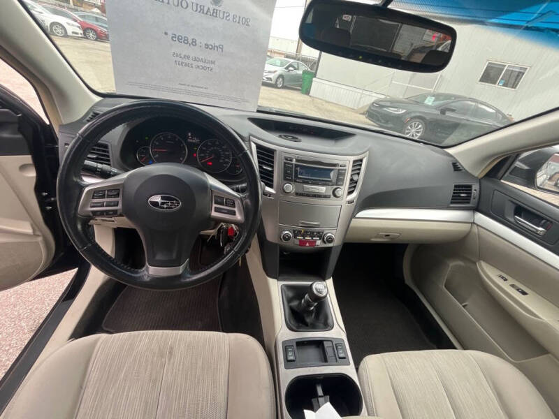 2013 Subaru Outback 2.5i Premium