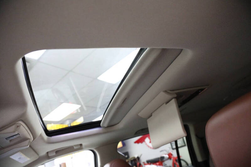 2020 Cadillac Escalade ESV Premium Luxury