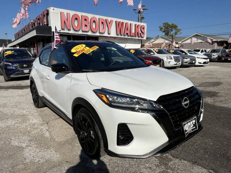2024 Nissan Kicks SR