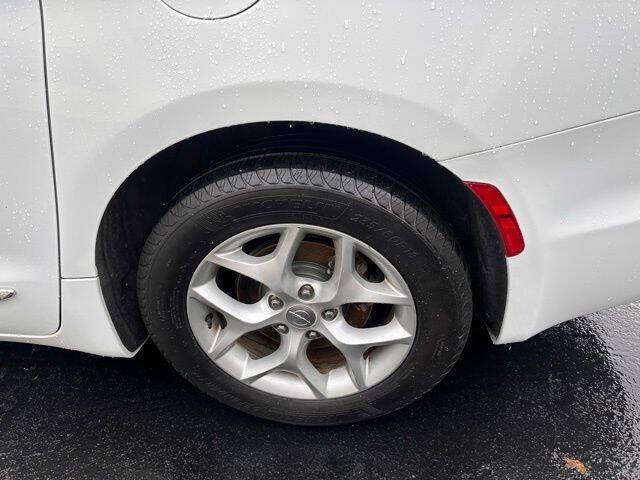 2020 Chrysler Pacifica Touring L Plus