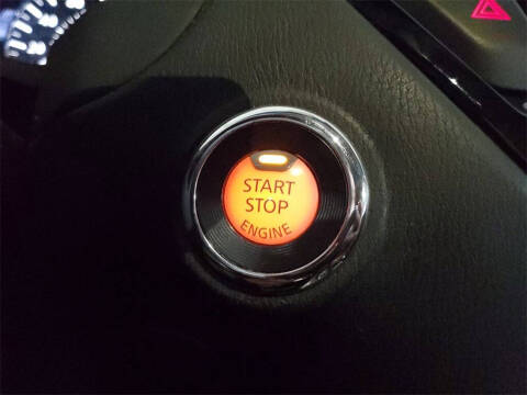 2017 Nissan Pathfinder SV