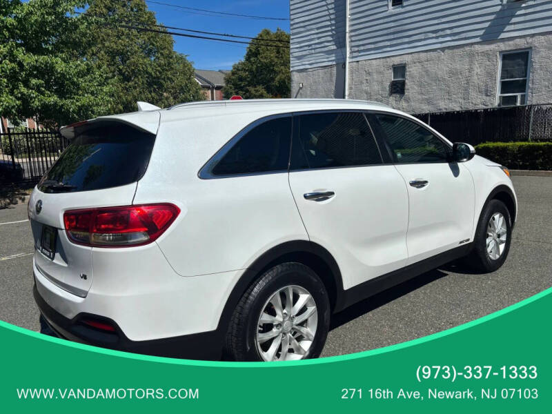 2016 Kia Sorento LX V6