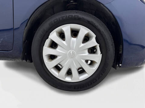 2014 Nissan Versa 1.6 SV