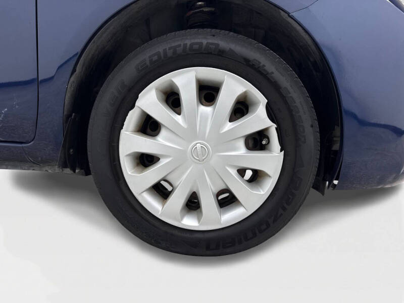 2014 Nissan Versa 1.6 SV