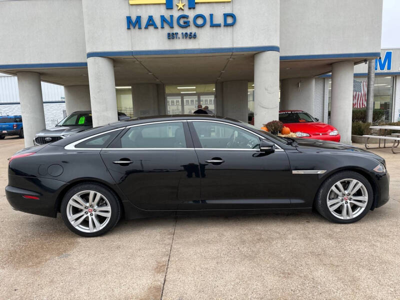 2016 Jaguar XJL Portfolio