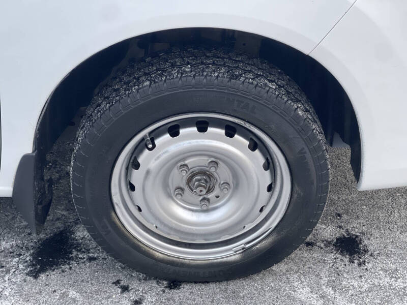 2021 Nissan NV200 SV