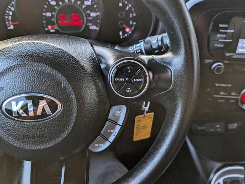 2017 Kia Soul +