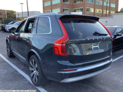 2022 Volvo XC90 T6 Inscription 6-Passenger