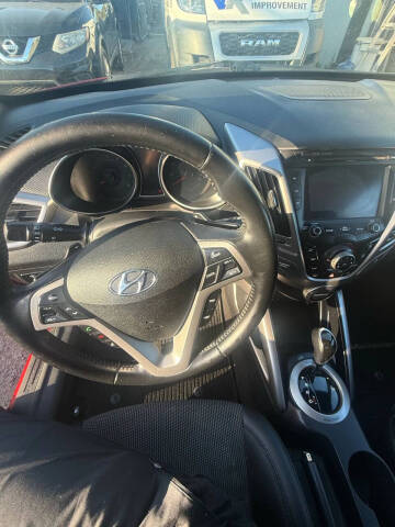 2016 Hyundai Veloster