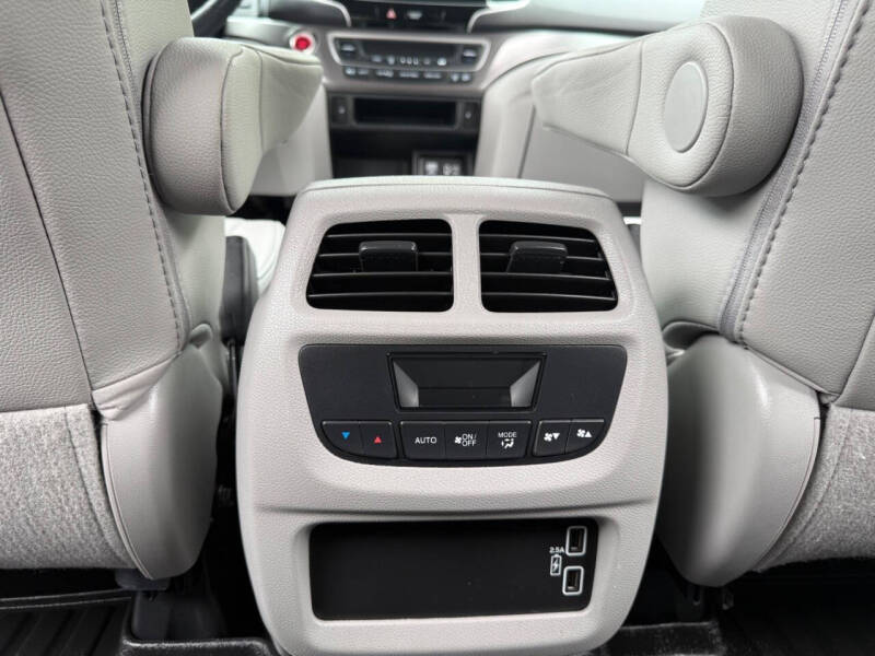 2021 Honda Pilot SE