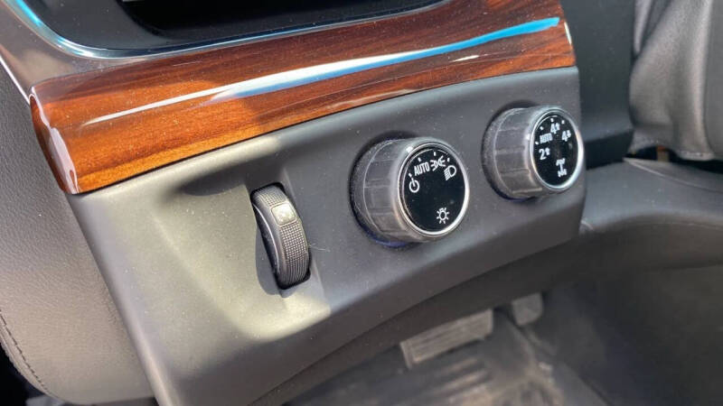 2015 Cadillac Escalade Luxury