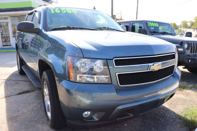 2011 Chevrolet Avalanche for sale at Ginters Auto Sales in Camp Hill PA